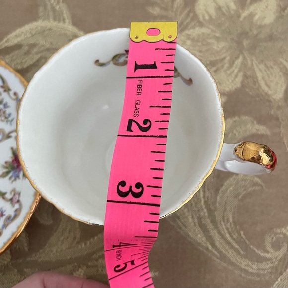 Paragon Antique Series Georgian Teacup & Saucer - Picture 10 of 11